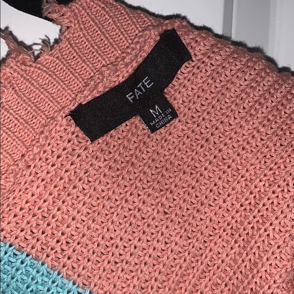 Very COOL sweater! - Picture 5 of 5